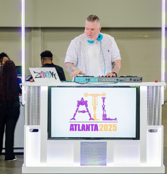 Picture of Strolling DJ at the Opening Reception 